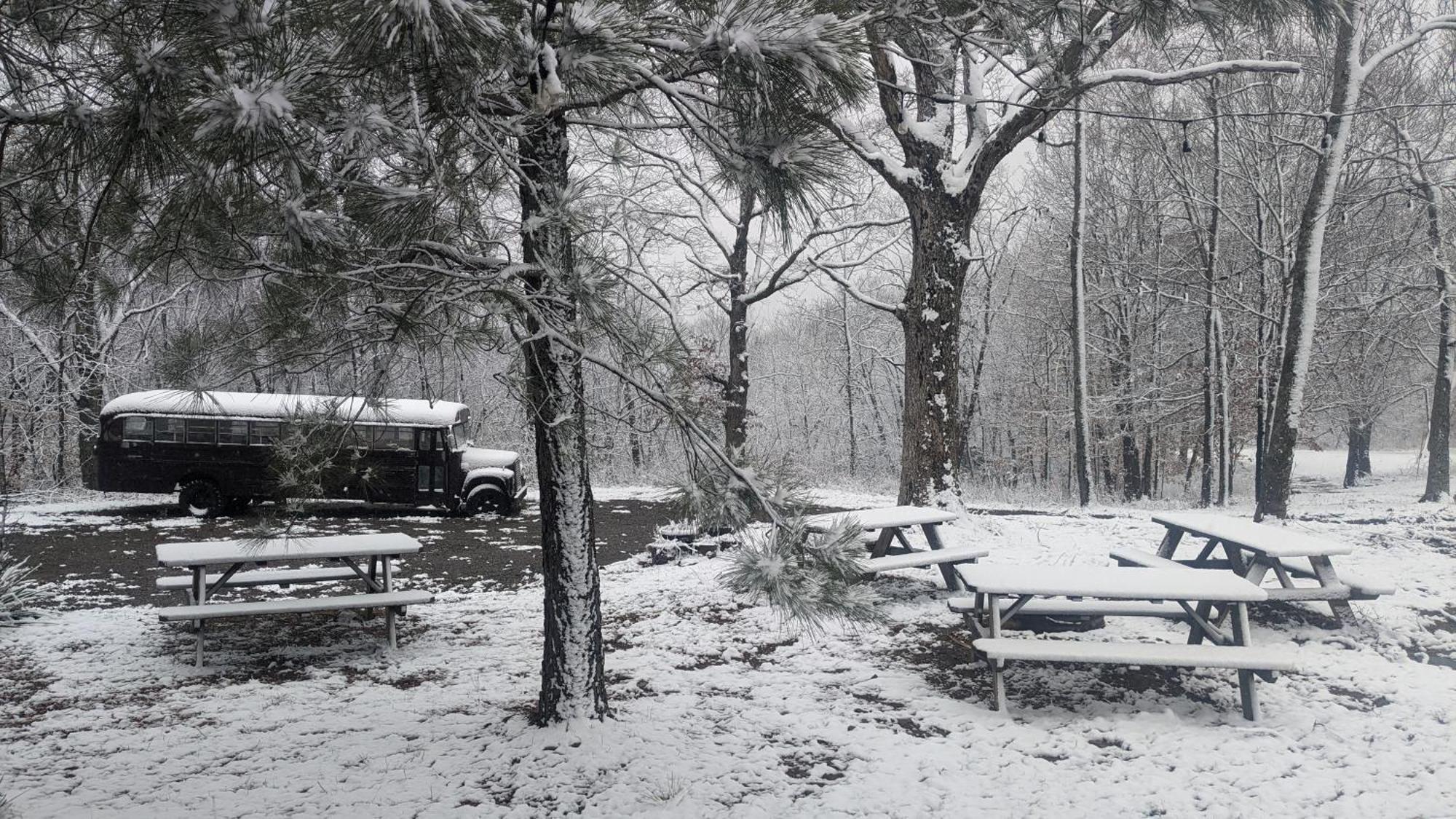 Bigfoot Hideout Hotel Winslow Buitenkant foto